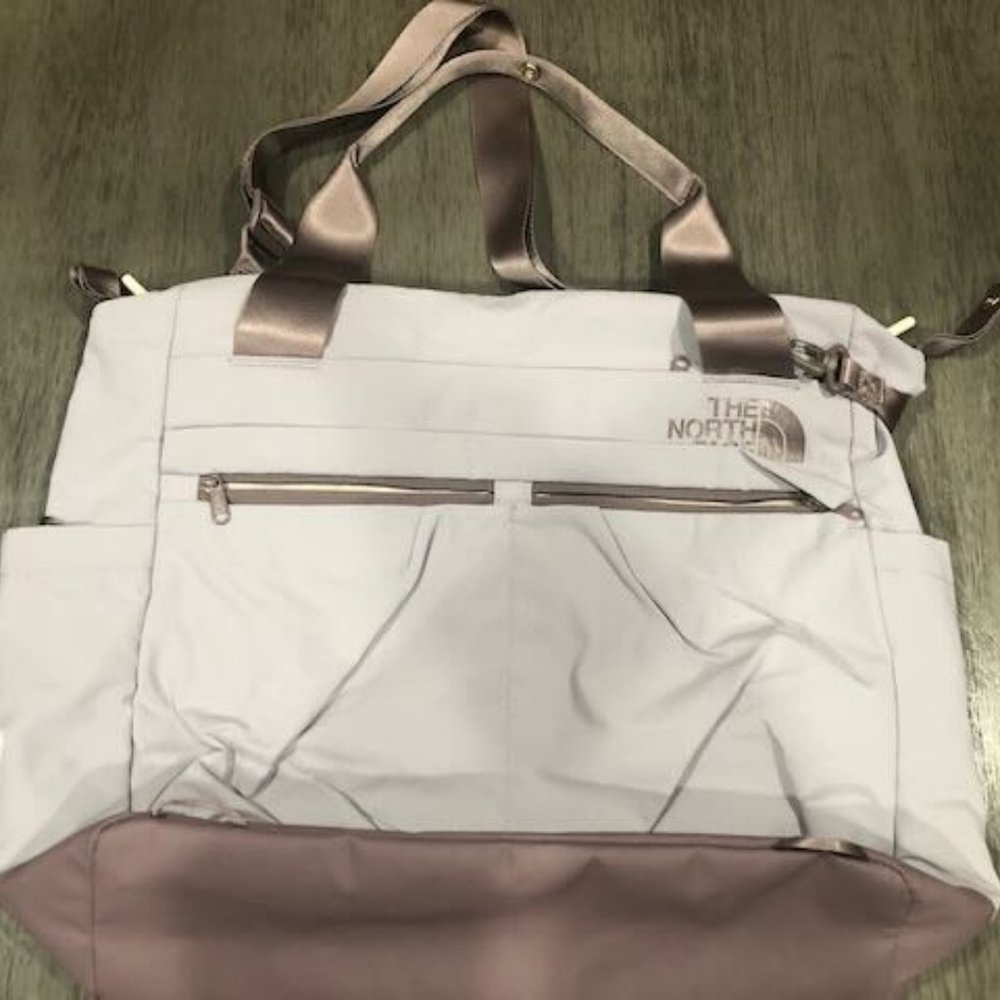 The North Face Women's Shoulder Bag Never Stop - used once lavender/grey